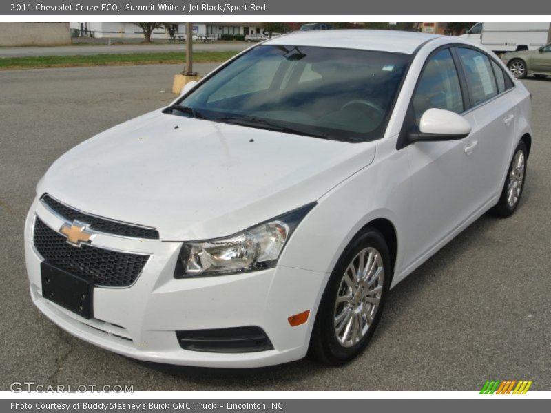 Front 3/4 View of 2011 Cruze ECO