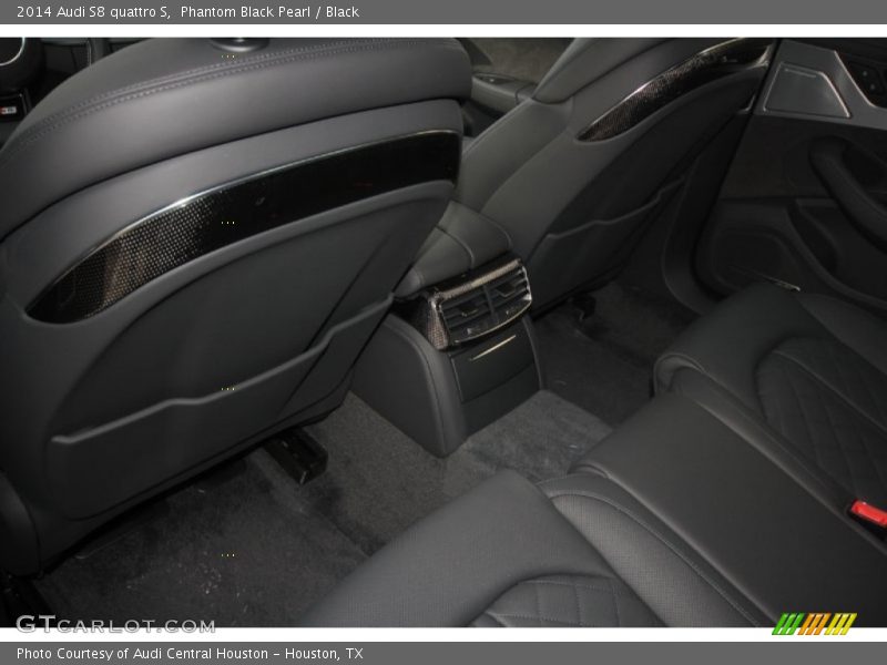 Phantom Black Pearl / Black 2014 Audi S8 quattro S