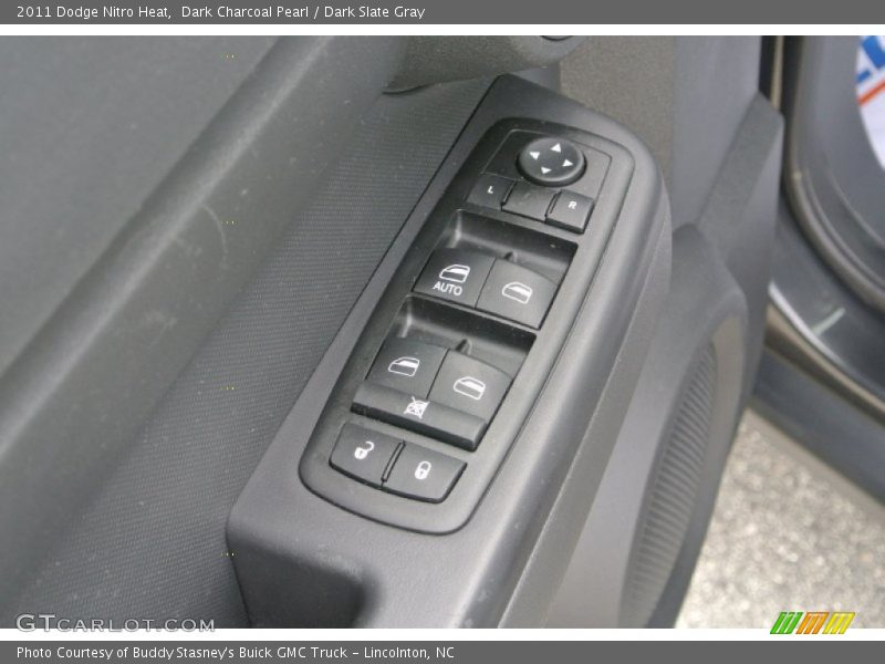 Dark Charcoal Pearl / Dark Slate Gray 2011 Dodge Nitro Heat