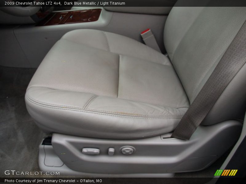 Dark Blue Metallic / Light Titanium 2009 Chevrolet Tahoe LTZ 4x4