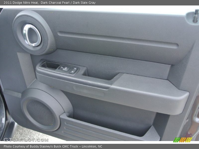 Dark Charcoal Pearl / Dark Slate Gray 2011 Dodge Nitro Heat