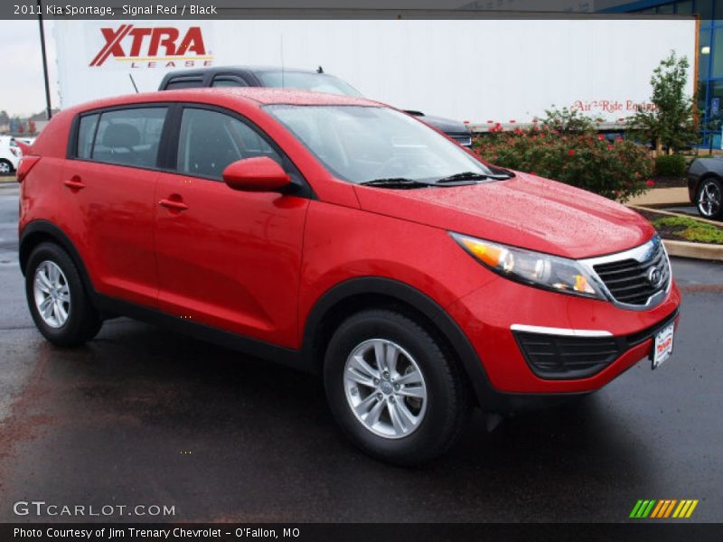 Signal Red / Black 2011 Kia Sportage