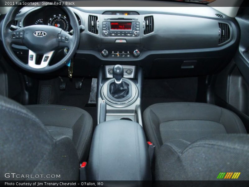Signal Red / Black 2011 Kia Sportage