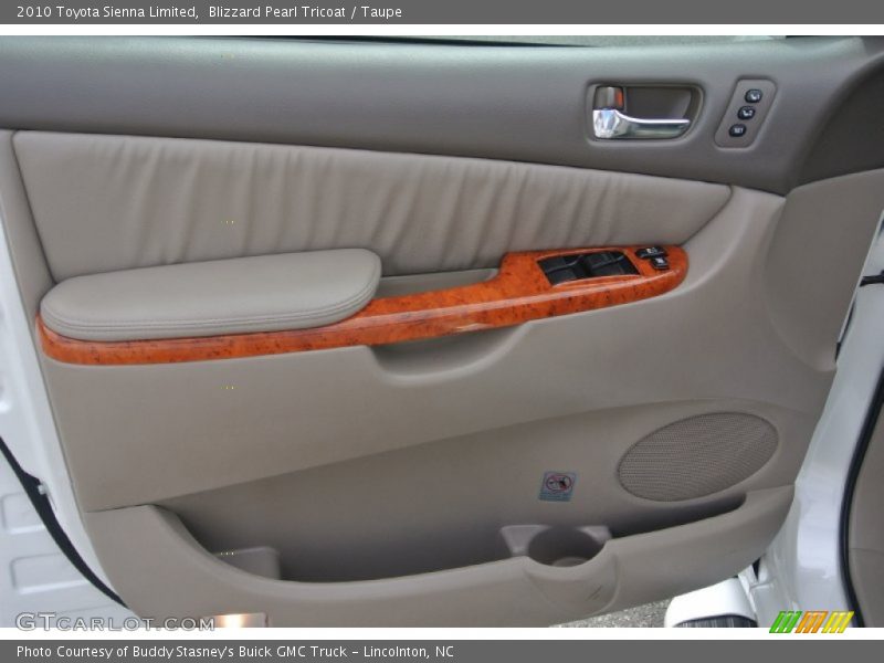 Blizzard Pearl Tricoat / Taupe 2010 Toyota Sienna Limited