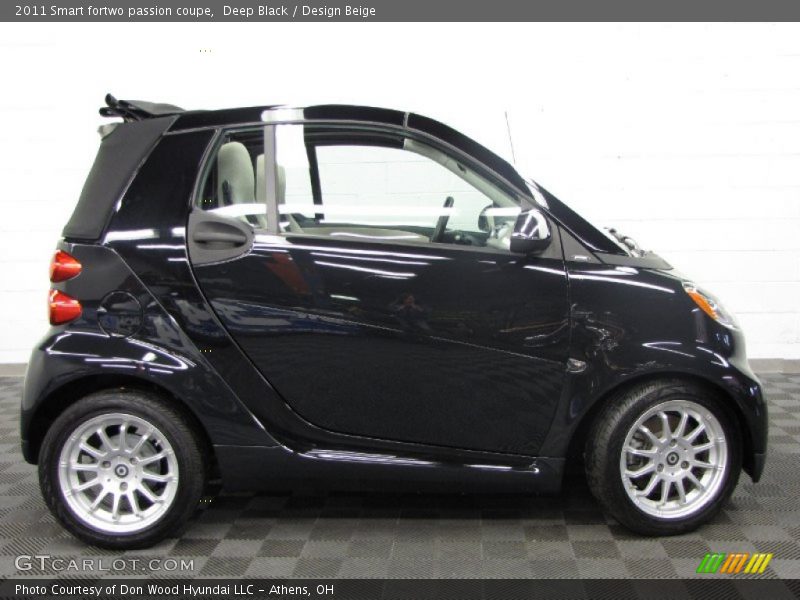  2011 fortwo passion coupe Deep Black