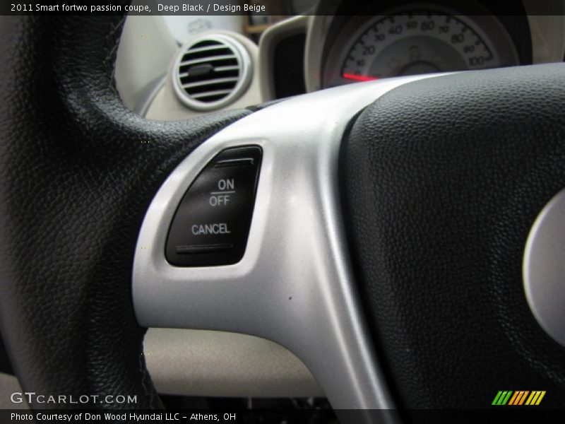 Controls of 2011 fortwo passion coupe