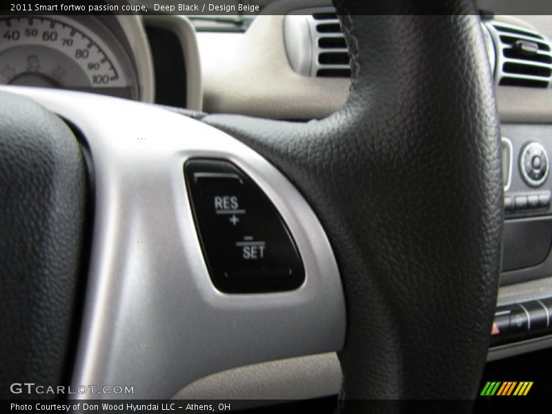 Controls of 2011 fortwo passion coupe