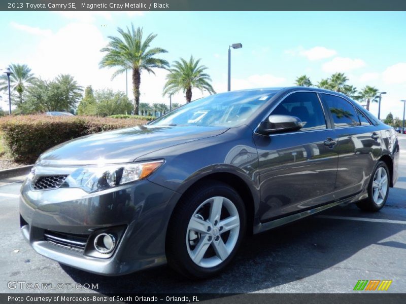 Magnetic Gray Metallic / Black 2013 Toyota Camry SE
