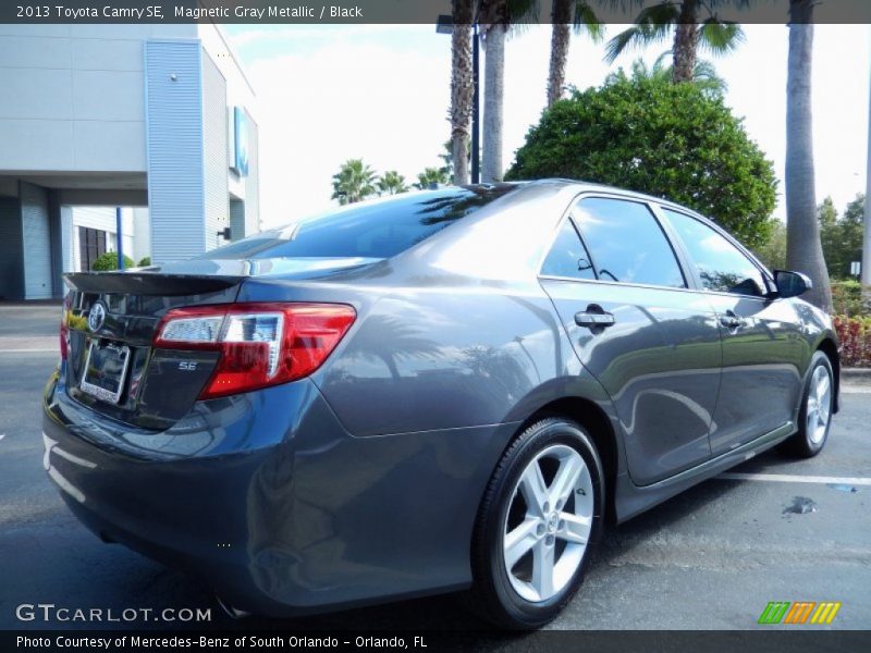 Magnetic Gray Metallic / Black 2013 Toyota Camry SE