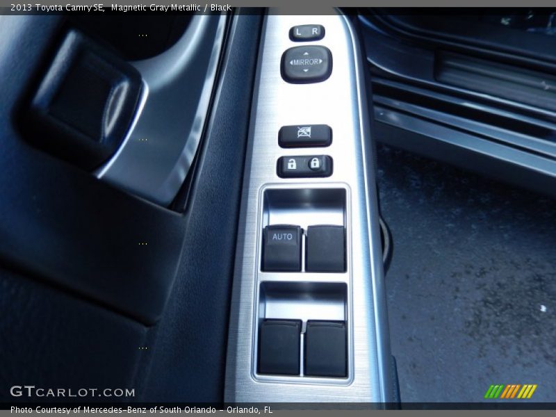 Magnetic Gray Metallic / Black 2013 Toyota Camry SE