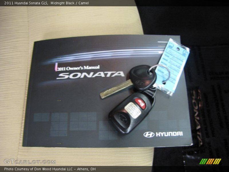 Midnight Black / Camel 2011 Hyundai Sonata GLS