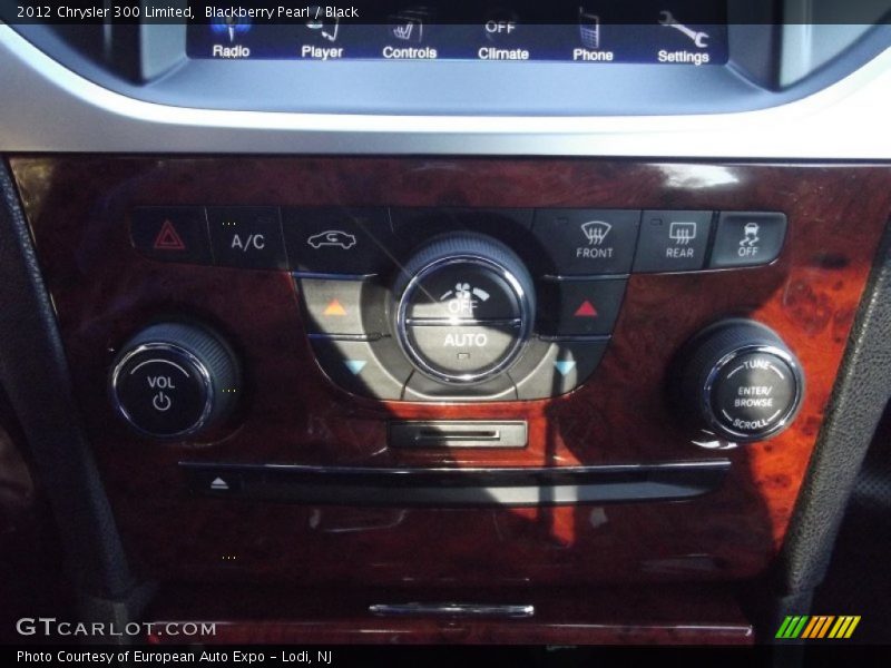 Blackberry Pearl / Black 2012 Chrysler 300 Limited