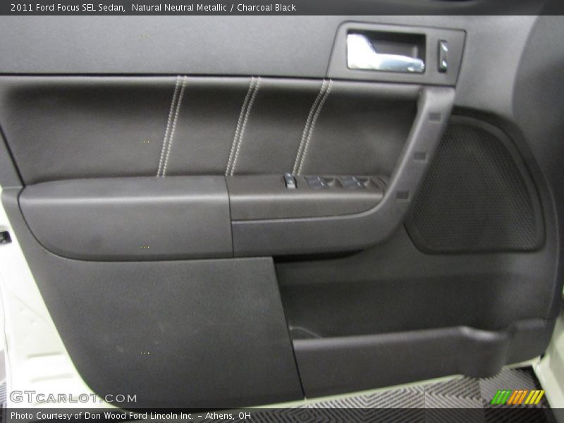 Natural Neutral Metallic / Charcoal Black 2011 Ford Focus SEL Sedan
