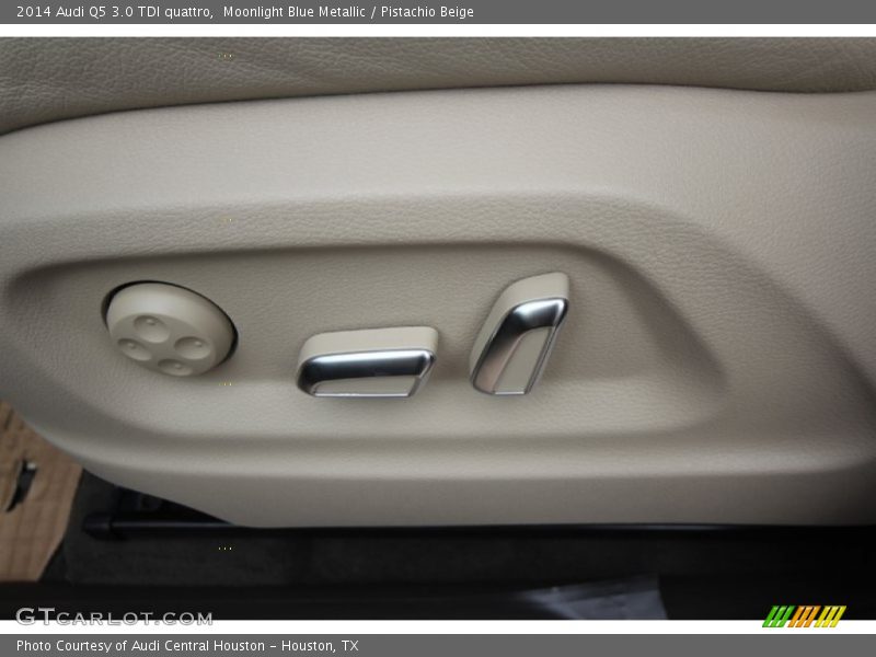 Moonlight Blue Metallic / Pistachio Beige 2014 Audi Q5 3.0 TDI quattro