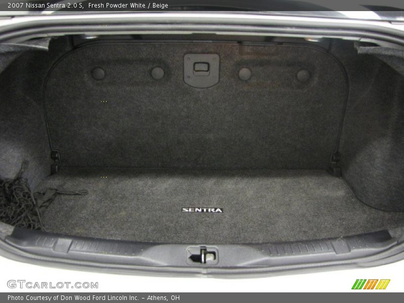 Fresh Powder White / Beige 2007 Nissan Sentra 2.0 S
