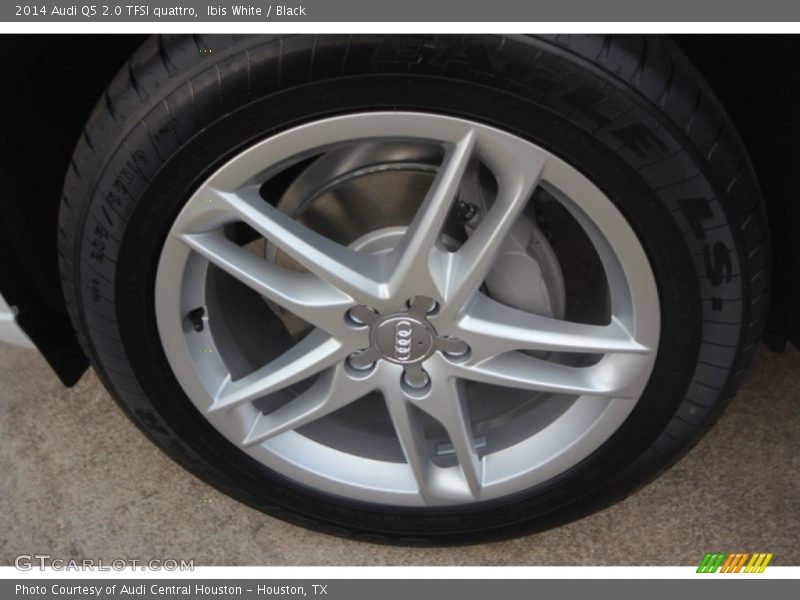 Ibis White / Black 2014 Audi Q5 2.0 TFSI quattro