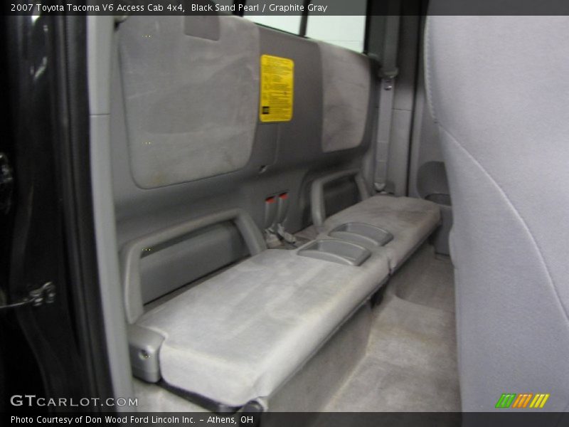 Black Sand Pearl / Graphite Gray 2007 Toyota Tacoma V6 Access Cab 4x4