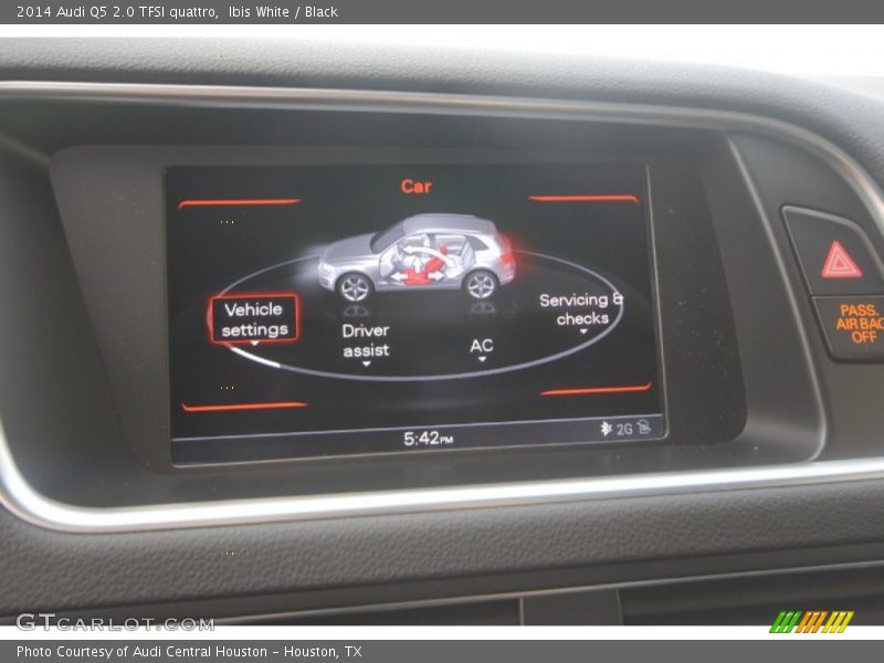Ibis White / Black 2014 Audi Q5 2.0 TFSI quattro