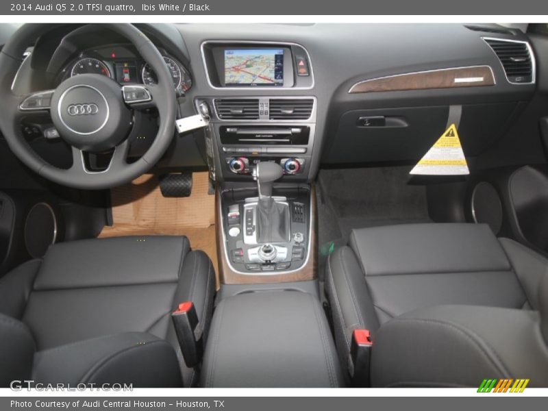 Ibis White / Black 2014 Audi Q5 2.0 TFSI quattro