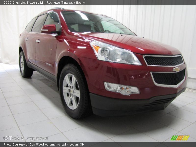 Red Jewel Tintcoat / Ebony 2009 Chevrolet Traverse LT