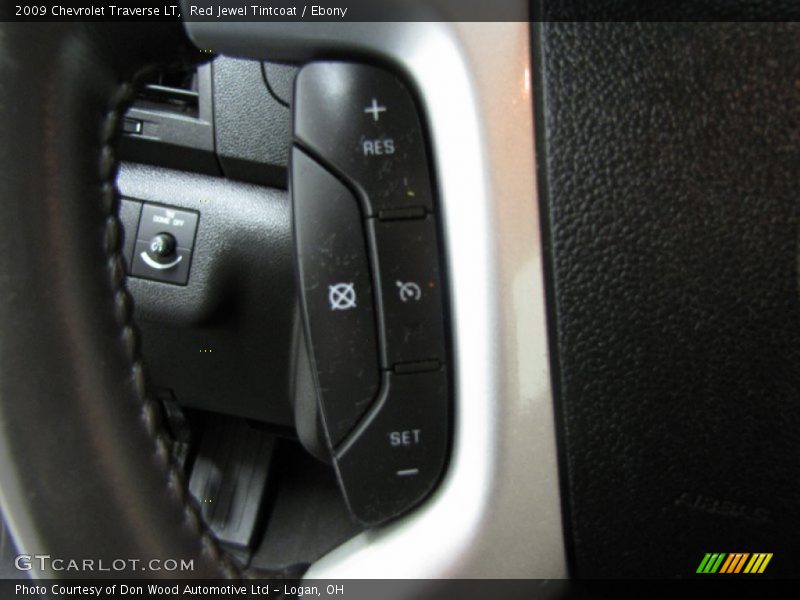 Red Jewel Tintcoat / Ebony 2009 Chevrolet Traverse LT