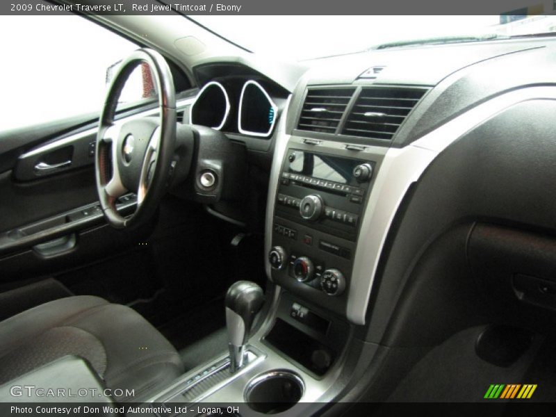 Red Jewel Tintcoat / Ebony 2009 Chevrolet Traverse LT