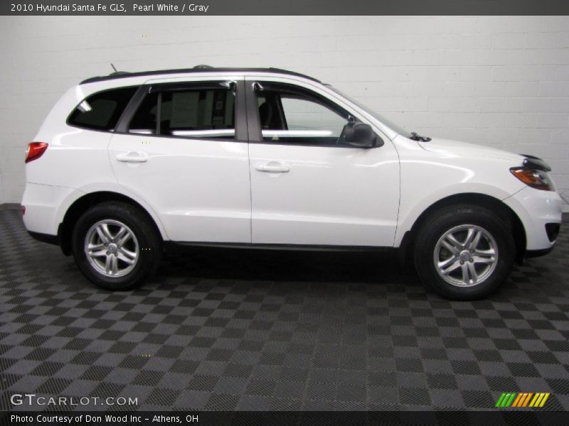 Pearl White / Gray 2010 Hyundai Santa Fe GLS