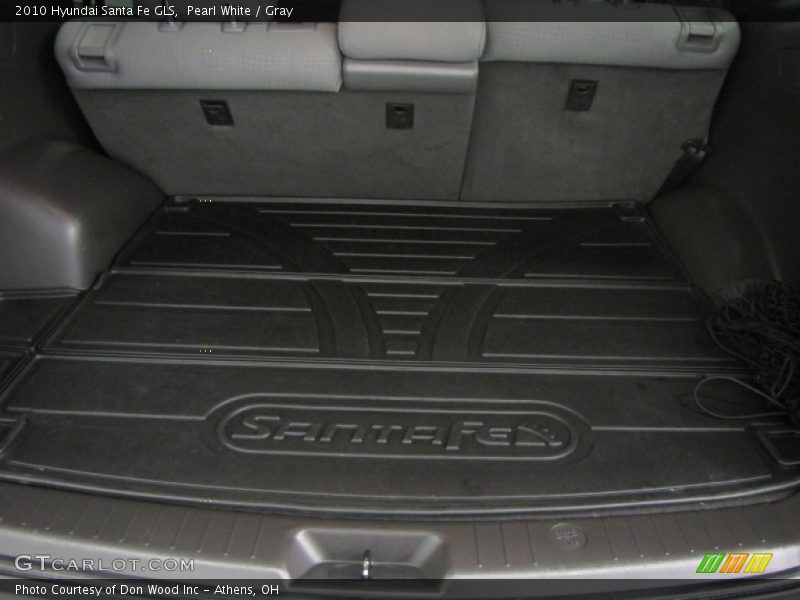 Pearl White / Gray 2010 Hyundai Santa Fe GLS