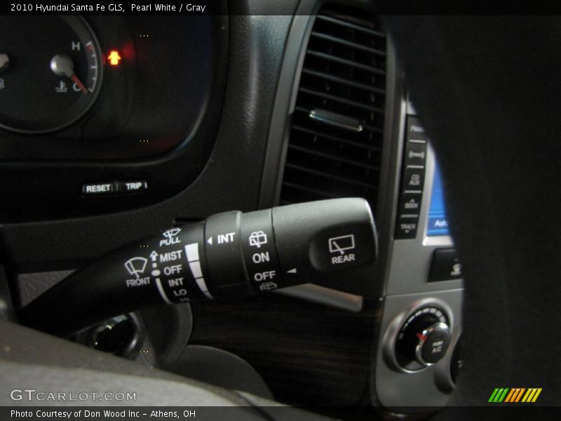 Pearl White / Gray 2010 Hyundai Santa Fe GLS