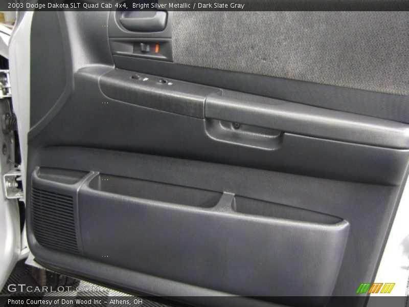 Bright Silver Metallic / Dark Slate Gray 2003 Dodge Dakota SLT Quad Cab 4x4