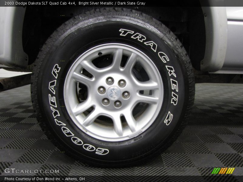 Bright Silver Metallic / Dark Slate Gray 2003 Dodge Dakota SLT Quad Cab 4x4