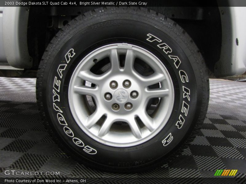 Bright Silver Metallic / Dark Slate Gray 2003 Dodge Dakota SLT Quad Cab 4x4