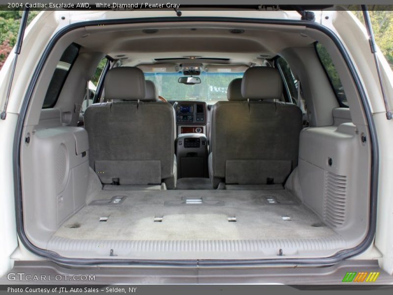  2004 Escalade AWD Trunk