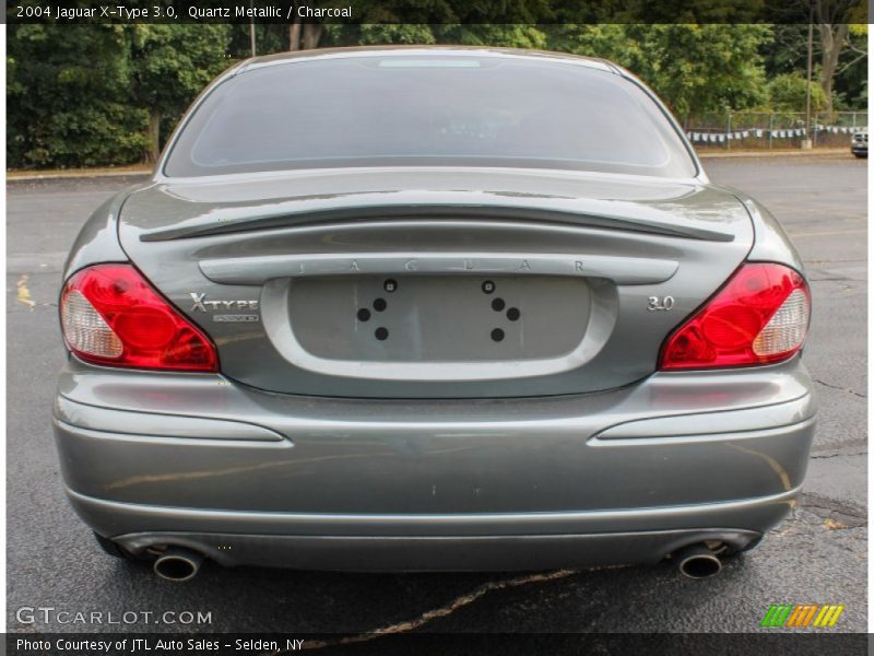 Quartz Metallic / Charcoal 2004 Jaguar X-Type 3.0