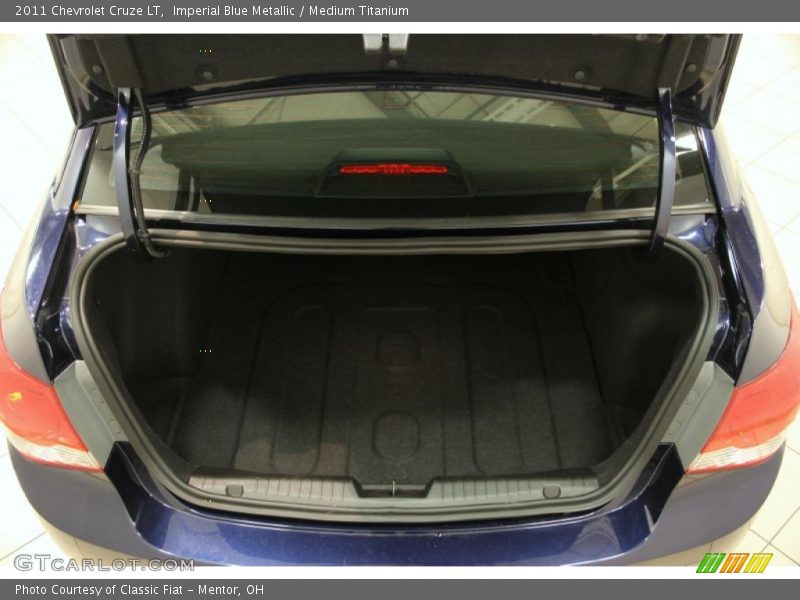 Imperial Blue Metallic / Medium Titanium 2011 Chevrolet Cruze LT