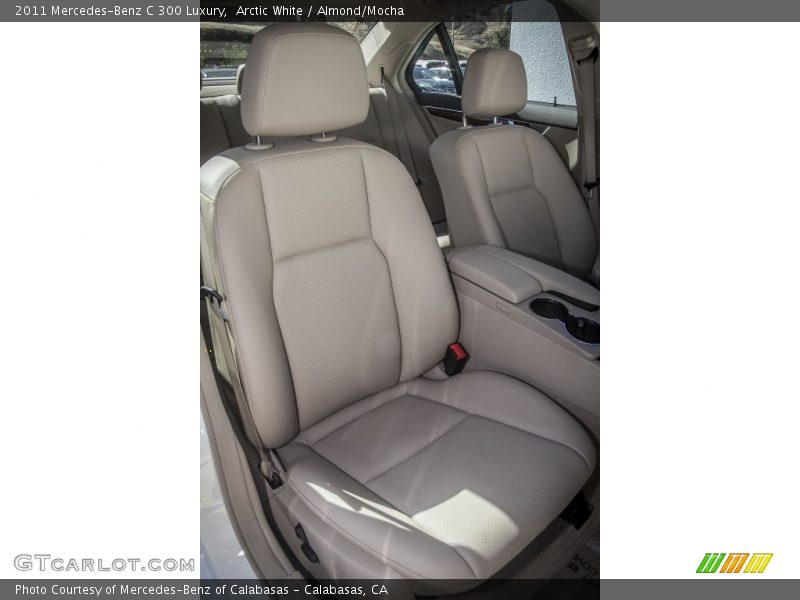Arctic White / Almond/Mocha 2011 Mercedes-Benz C 300 Luxury