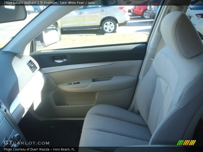 Satin White Pearl / Ivory 2014 Subaru Outback 2.5i Premium