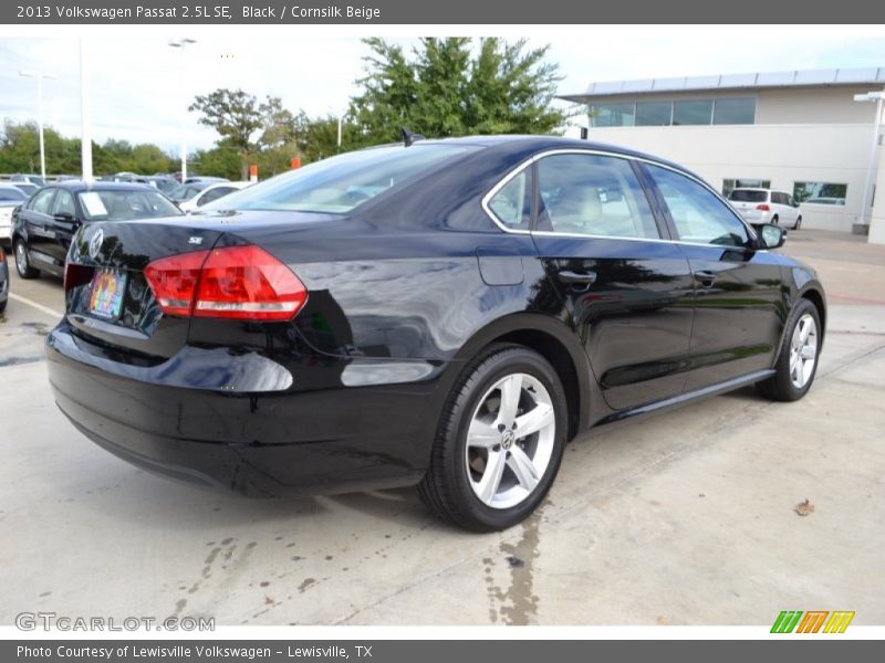 Black / Cornsilk Beige 2013 Volkswagen Passat 2.5L SE