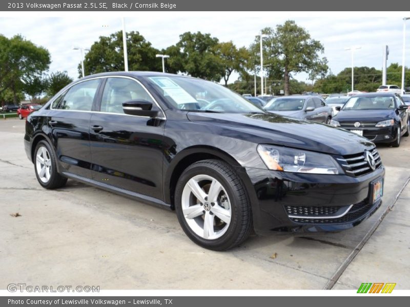 Black / Cornsilk Beige 2013 Volkswagen Passat 2.5L SE