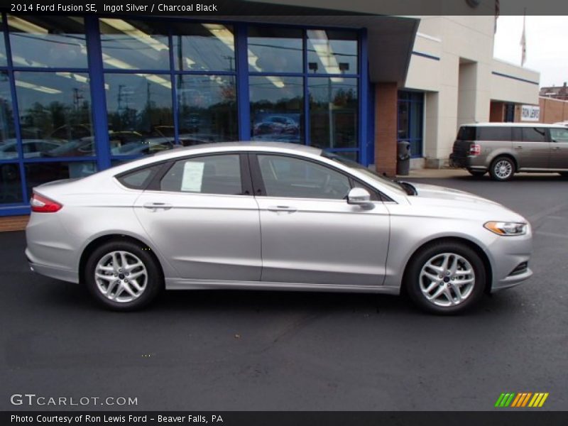 Ingot Silver / Charcoal Black 2014 Ford Fusion SE