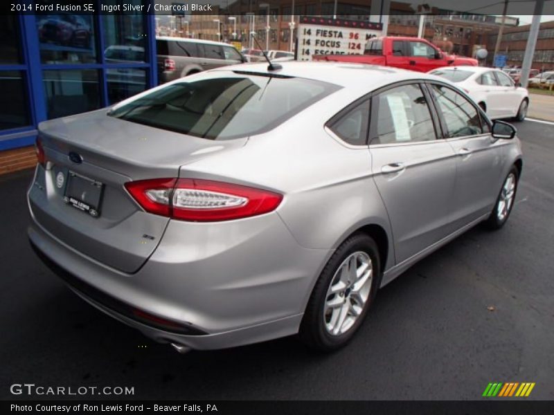 Ingot Silver / Charcoal Black 2014 Ford Fusion SE