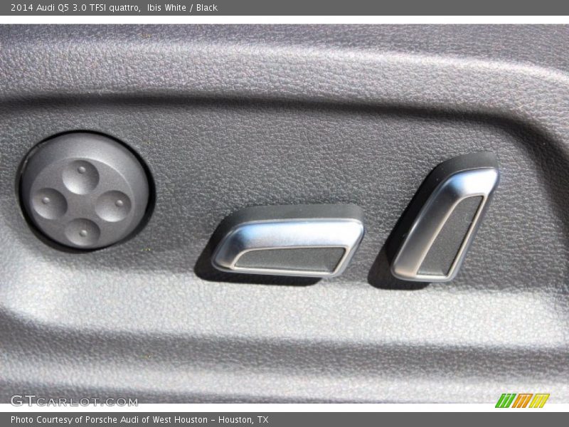 Ibis White / Black 2014 Audi Q5 3.0 TFSI quattro