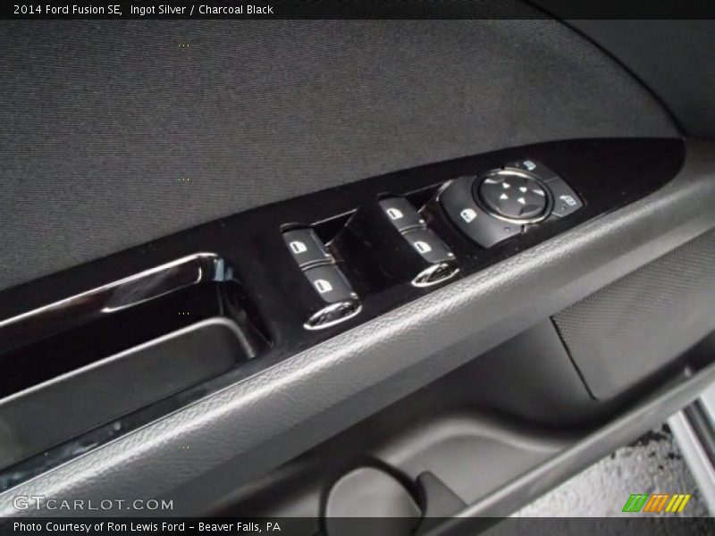 Ingot Silver / Charcoal Black 2014 Ford Fusion SE