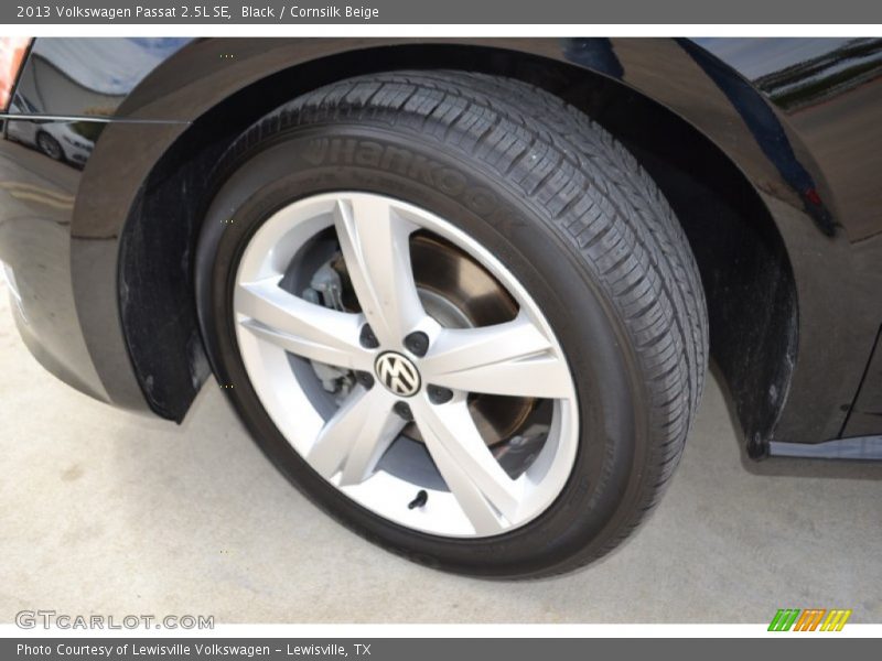 Black / Cornsilk Beige 2013 Volkswagen Passat 2.5L SE