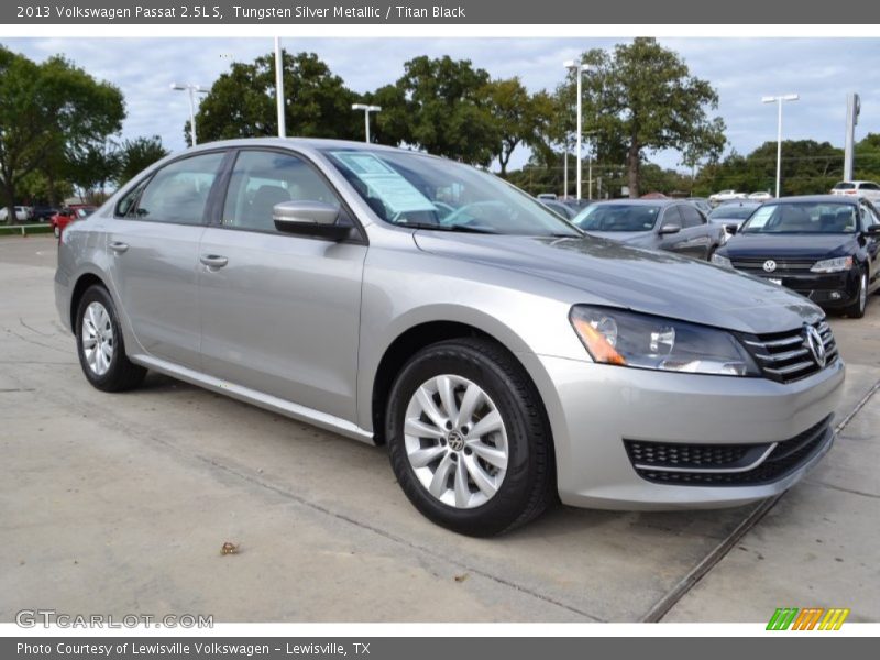 Tungsten Silver Metallic / Titan Black 2013 Volkswagen Passat 2.5L S