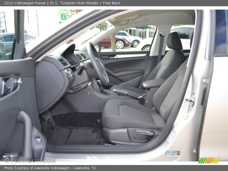 Tungsten Silver Metallic / Titan Black 2013 Volkswagen Passat 2.5L S
