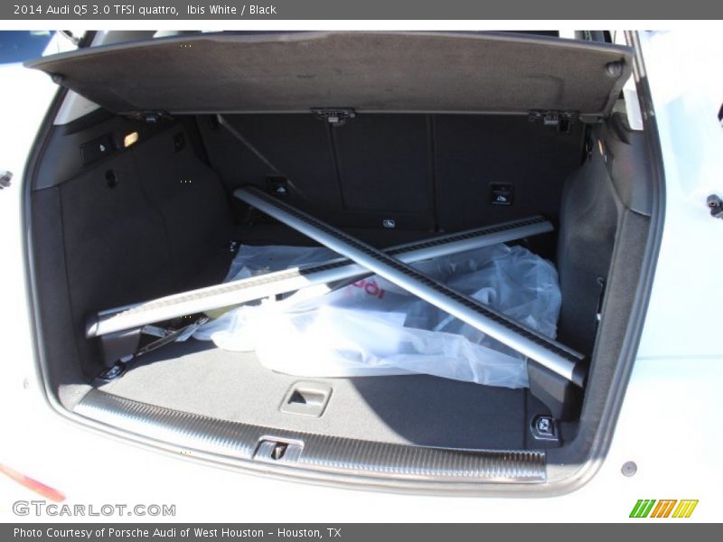 Ibis White / Black 2014 Audi Q5 3.0 TFSI quattro