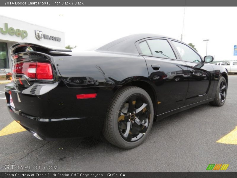 Pitch Black / Black 2014 Dodge Charger SXT