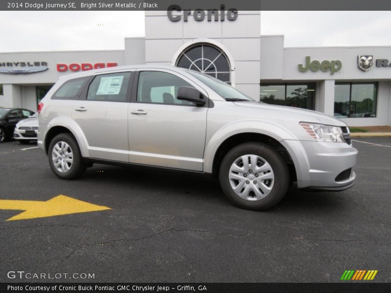 Bright Silver Metallic / Black 2014 Dodge Journey SE