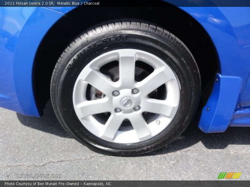 Metallic Blue / Charcoal 2011 Nissan Sentra 2.0 SR